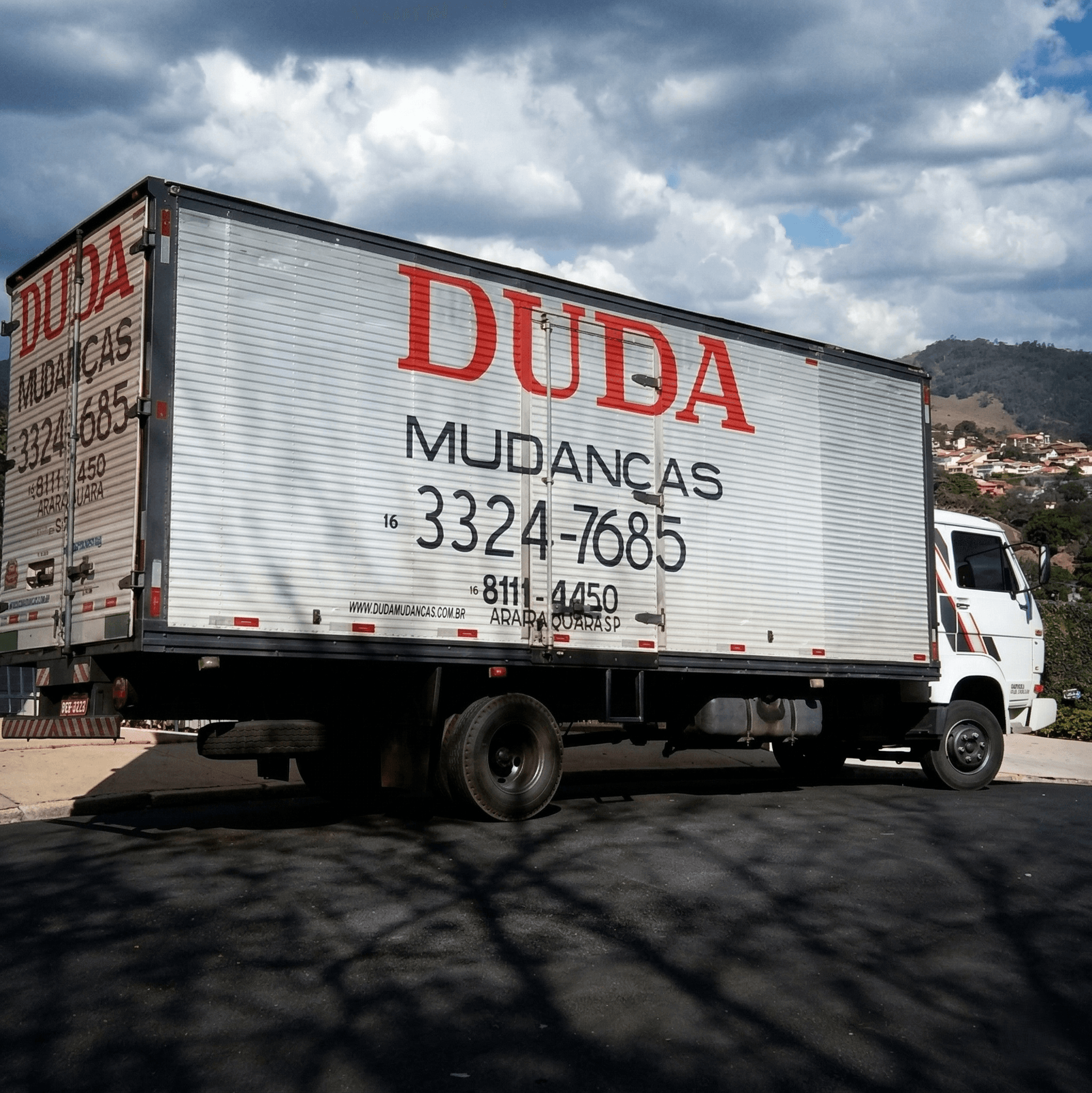 Caminhão da Duda Mudanças